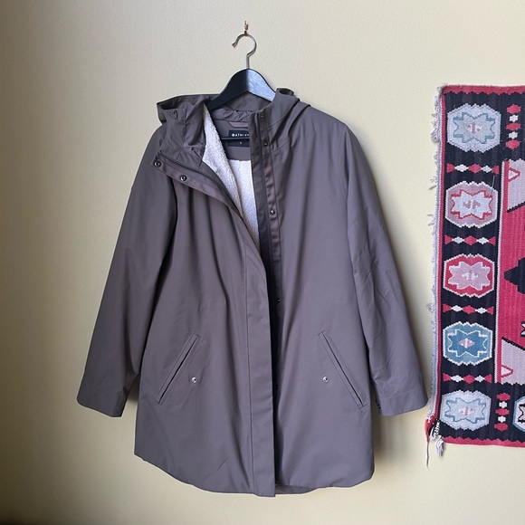 Athleta Jackets & Blazers - Athleta Lakeview RainOut Parka